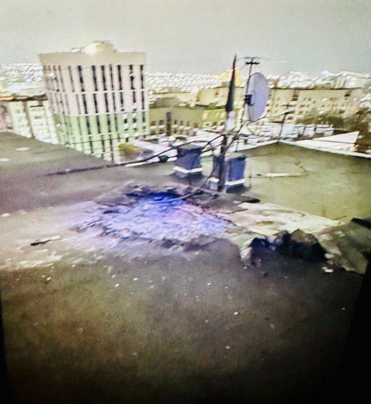 В Курске из-за падения вражеских беспилотников поврежден многоквартирный дом