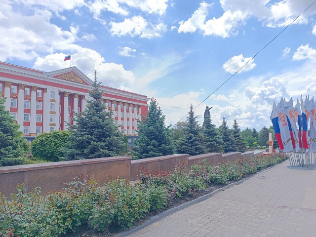 В Курске решается вопрос с перебоями мобильного интернета