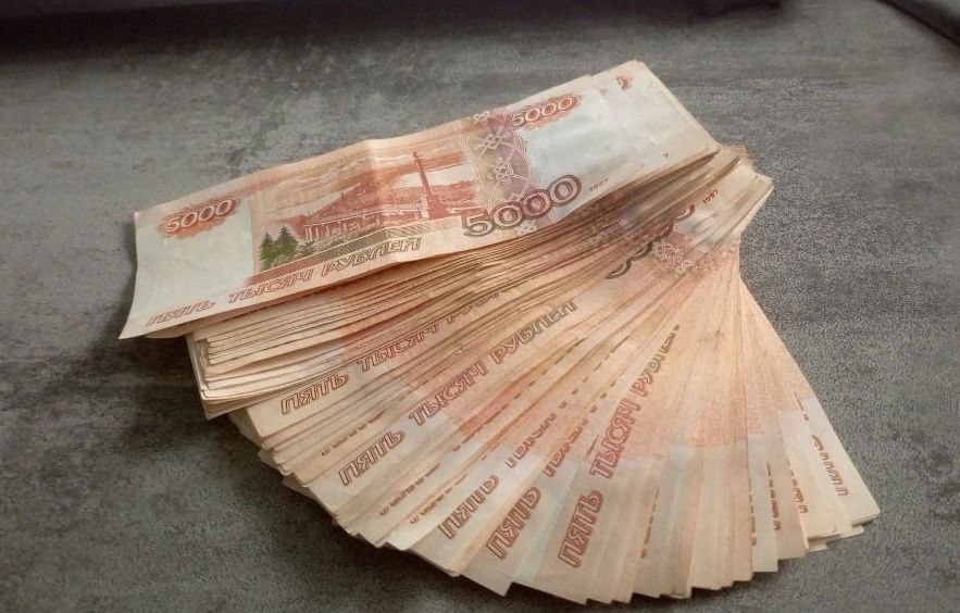 Супружеская пара из Курской области лишилась двух миллионов рублей, став жертвой финансовых мошенников