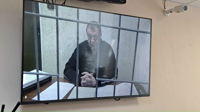 Суд отказался смягчать меру пресечения экс-замгубернатора Курской области Алексею Дедову